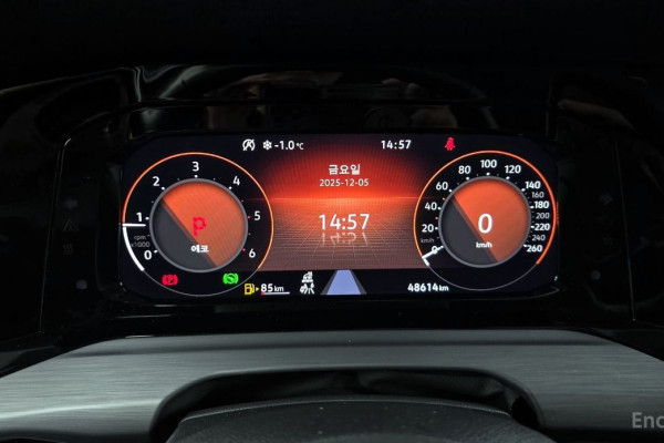 2022 Volkswagen Golf с пробегом 48 614 км