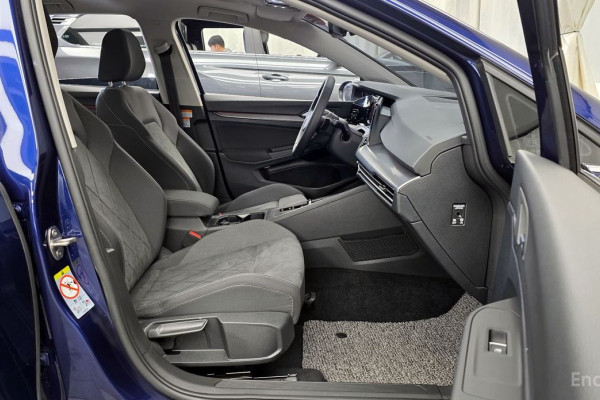 2022 Volkswagen Golf с пробегом 48 614 км