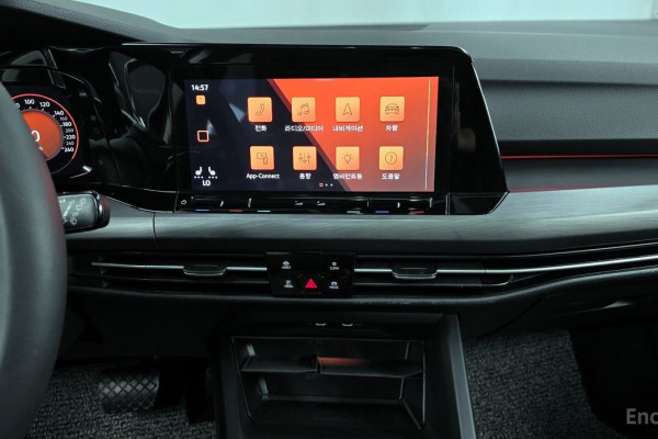 2022 Volkswagen Golf с пробегом 48 614 км