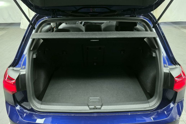 2022 Volkswagen Golf с пробегом 48 614 км