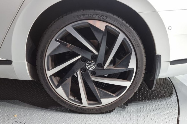 2022 Volkswagen Arteon с пробегом 45 383 км