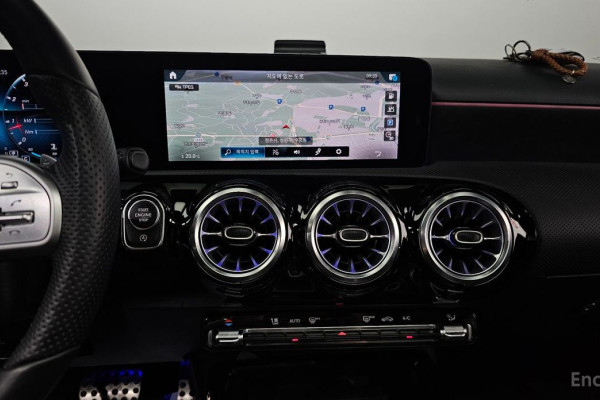 2021 Mercedes-Benz A-Класс AMG с пробегом 17 882 км