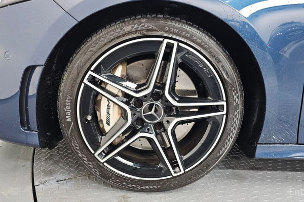 2020 Mercedes-Benz A-Класс AMG с пробегом 43 879 км