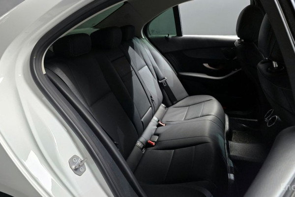 2020 Mercedes-Benz C-Класс с пробегом 30 320 км