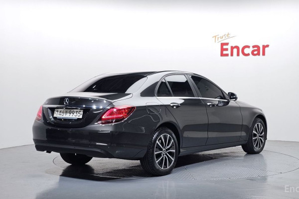 2020 Mercedes-Benz C-Класс с пробегом 82 862 км