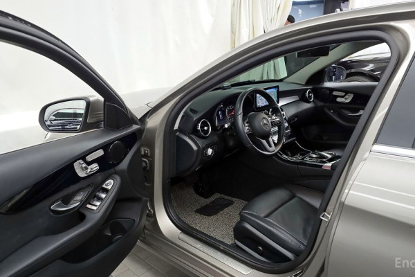 2020 Mercedes-Benz C-Класс с пробегом 56 917 км