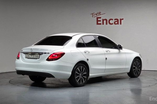 2020 Mercedes-Benz C-Класс с пробегом 47 241 км