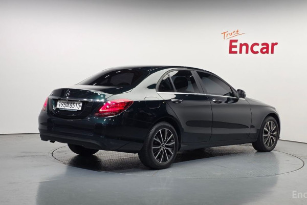 2019 Mercedes-Benz C-Класс с пробегом 104 371 км