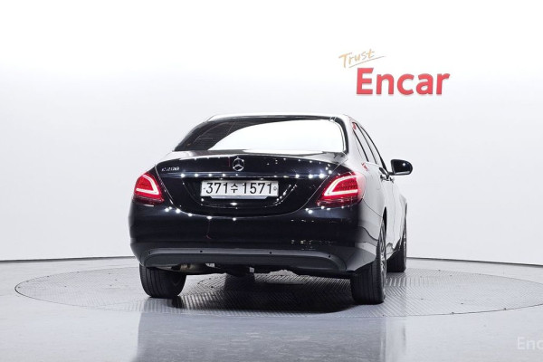 2020 Mercedes-Benz C-Класс с пробегом 111 546 км