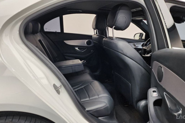 2018 Mercedes-Benz C-Класс с пробегом 61 996 км