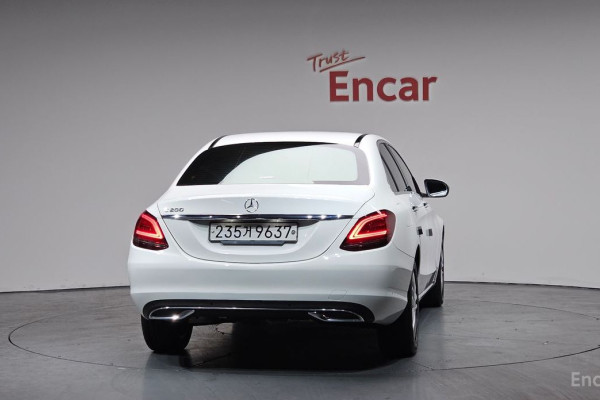 2020 Mercedes-Benz C-Класс с пробегом 54 041 км