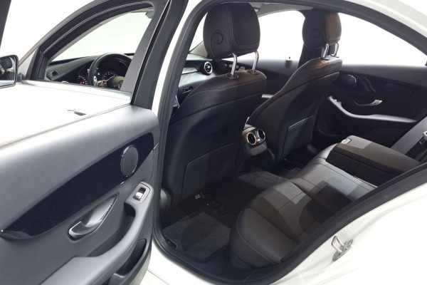 2020 Mercedes-Benz C-Класс с пробегом 75 360 км