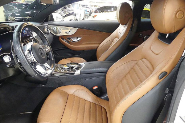 2022 Mercedes-Benz C-Класс AMG с пробегом 24 451 км