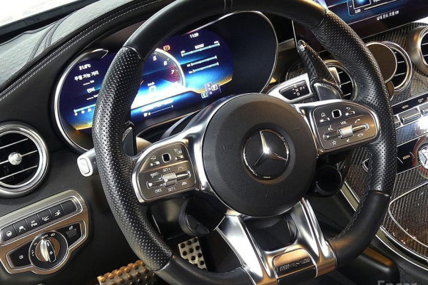 2022 Mercedes-Benz C-Класс AMG с пробегом 24 451 км