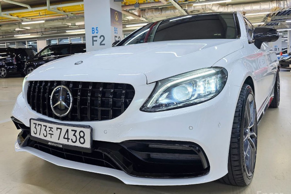 2022 Mercedes-Benz C-Класс AMG с пробегом 24 451 км