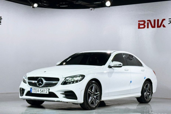 2021 Mercedes-Benz C-Класс AMG с пробегом 13 989 км