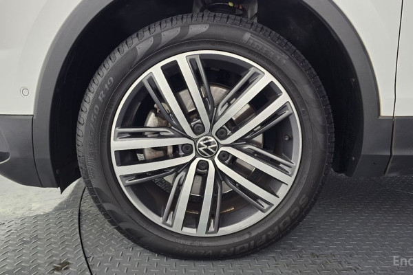 2022 Volkswagen Tiguan с пробегом 37 961 км