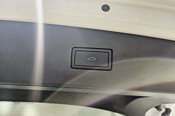 2022 Volkswagen Tiguan с пробегом 31 036 км