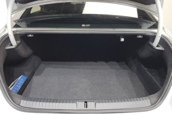 2022 Volkswagen Passat с пробегом 103 934 км