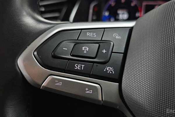 2021 Volkswagen Passat с пробегом 76 654 км