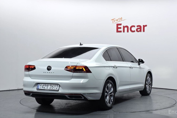 2022 Volkswagen Passat с пробегом 29 313 км