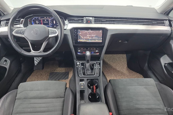 2022 Volkswagen Passat с пробегом 29 313 км