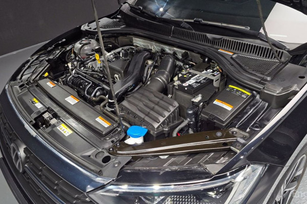 2022 Volkswagen Jetta с пробегом 43 516 км