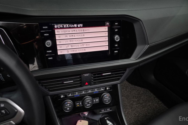 2022 Volkswagen Jetta с пробегом 43 516 км