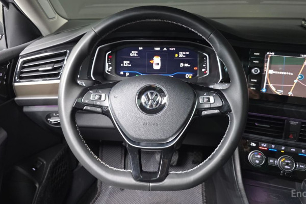 2021 Volkswagen Jetta с пробегом 49 179 км