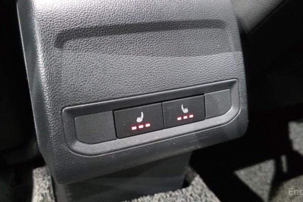 2022 Volkswagen Jetta с пробегом 43 516 км