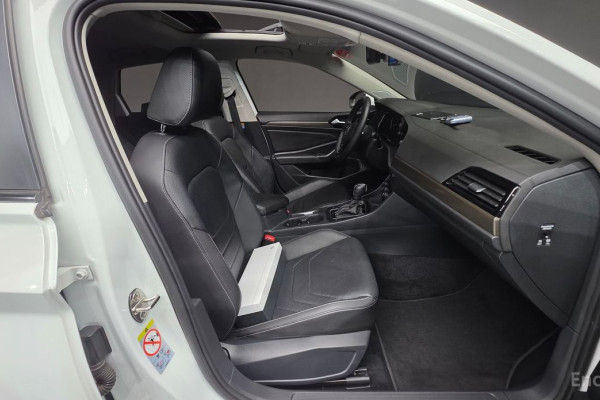 2021 Volkswagen Jetta с пробегом 56 100 км