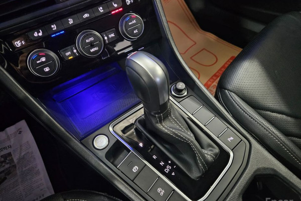 2021 Volkswagen Jetta с пробегом 48 256 км