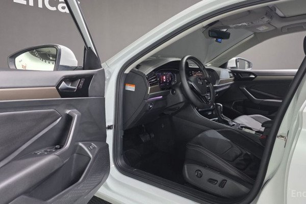 2021 Volkswagen Jetta с пробегом 56 100 км