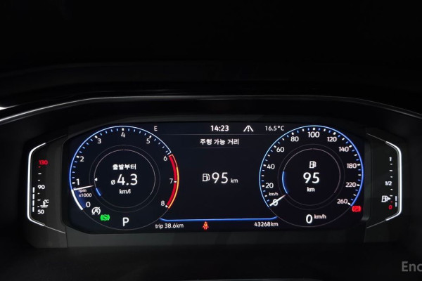 2021 Volkswagen Jetta с пробегом 43 268 км