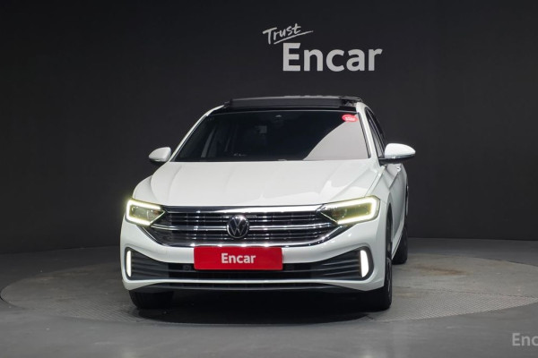 2022 Volkswagen Jetta с пробегом 23 968 км