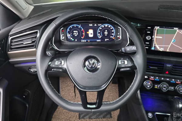 2021 Volkswagen Jetta с пробегом 43 268 км