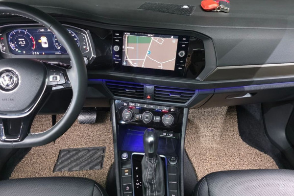 2021 Volkswagen Jetta с пробегом 43 268 км