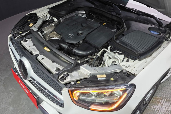 2021 Mercedes-Benz GLC с пробегом 64 475 км