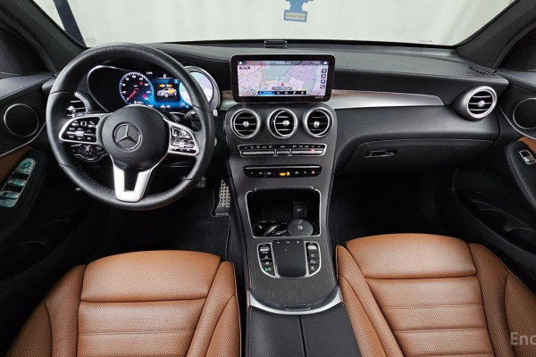 2021 Mercedes-Benz GLC с пробегом 43 836 км