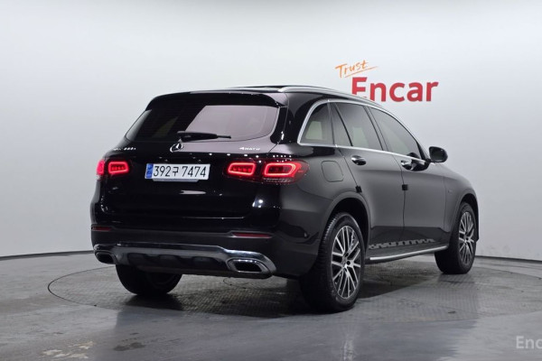 2021 Mercedes-Benz GLC с пробегом 88 415 км