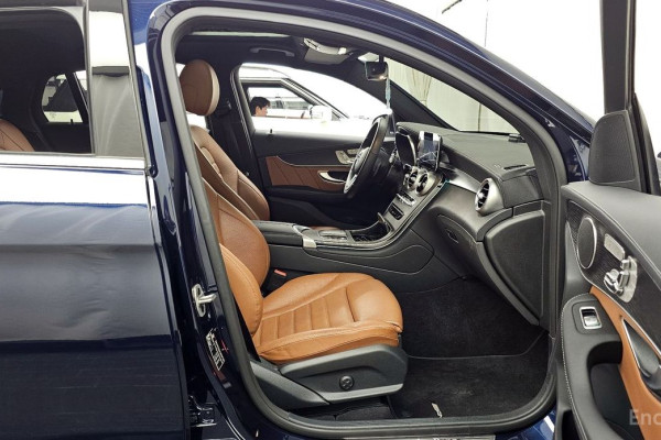 2021 Mercedes-Benz GLC с пробегом 43 836 км