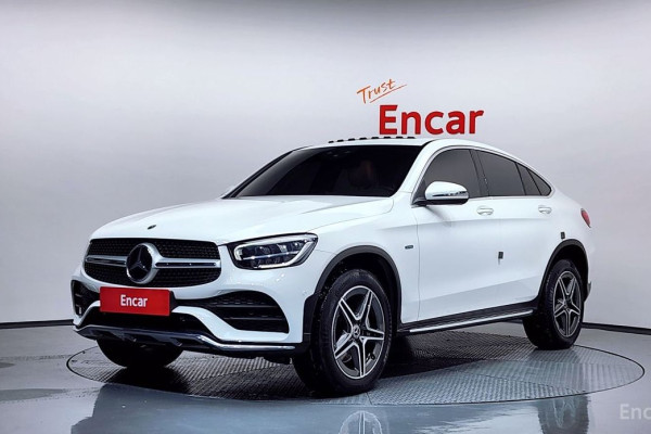 2021 Mercedes-Benz GLC с пробегом 43 988 км