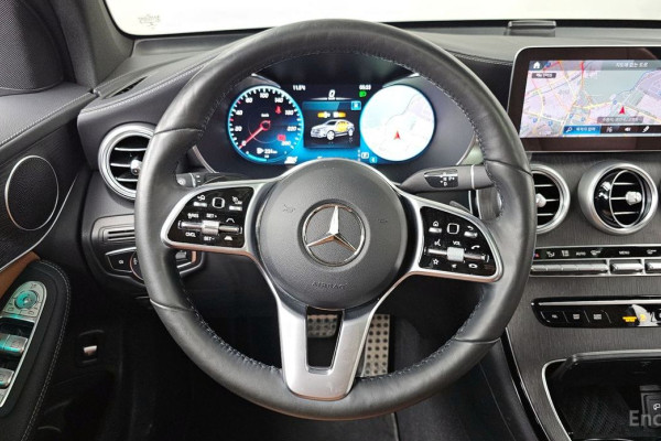 2021 Mercedes-Benz GLC с пробегом 43 836 км