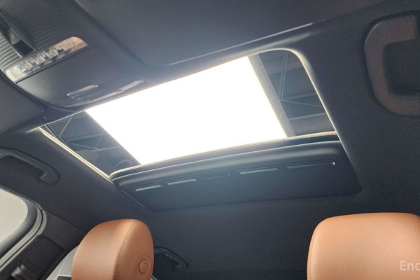 2021 Mercedes-Benz GLC с пробегом 43 988 км