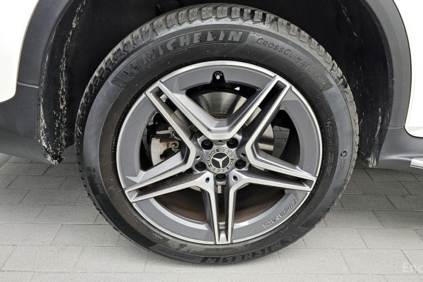 2022 Mercedes-Benz GLC с пробегом 44 465 км