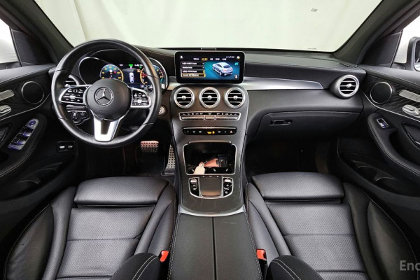 2022 Mercedes-Benz GLC с пробегом 44 465 км