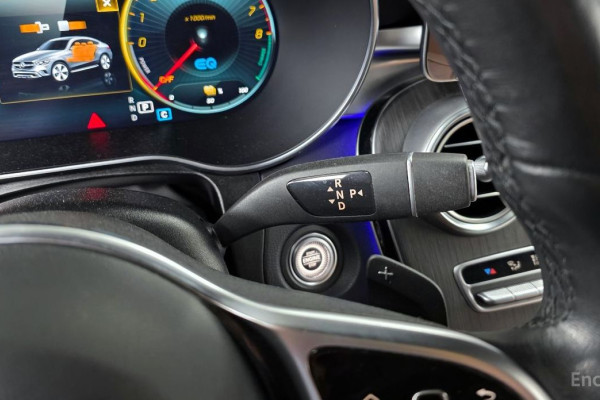 2021 Mercedes-Benz GLC с пробегом 40 963 км