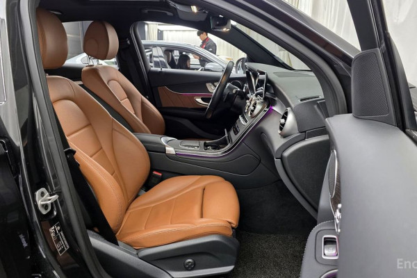 2021 Mercedes-Benz GLC с пробегом 40 963 км