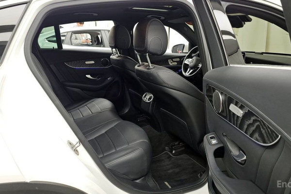 2022 Mercedes-Benz GLC с пробегом 44 465 км