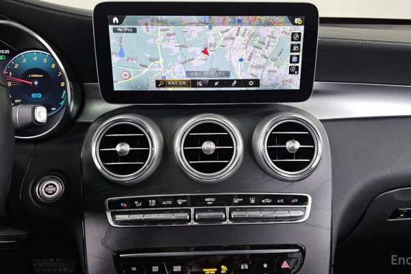 2022 Mercedes-Benz GLC с пробегом 44 465 км